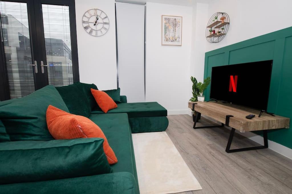 Deluxe 2 Bed York Flat With Gym Sleeps 6 Apartment Exterior photo